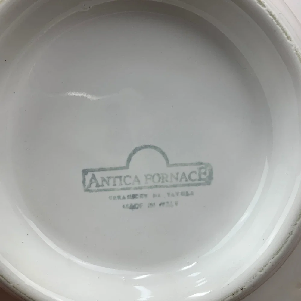 Antica Fornace Pasta Bowls Set of‎ 4 White Embossed Floral Trim Made Italy
